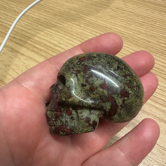 Dragon Blood Jasper Skull Natural Gemstone Carving - Picture 5 of 8